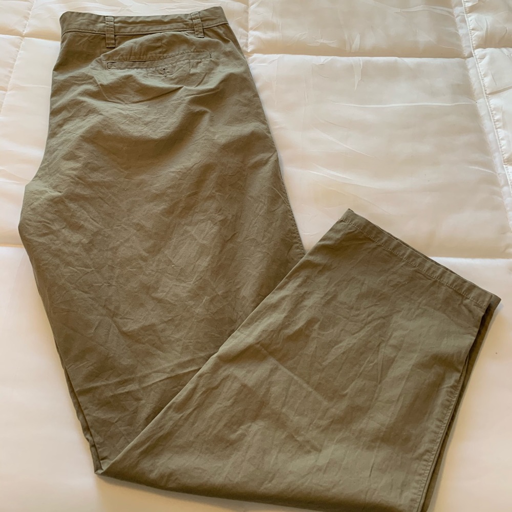 Gap Khakis
